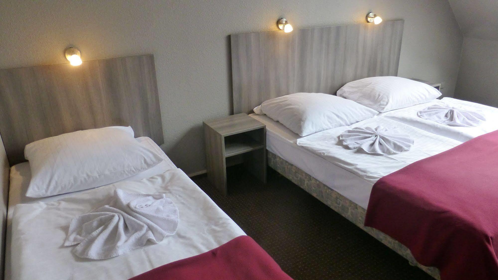Hotel Rehberge Berlin Mitte Buitenkant foto