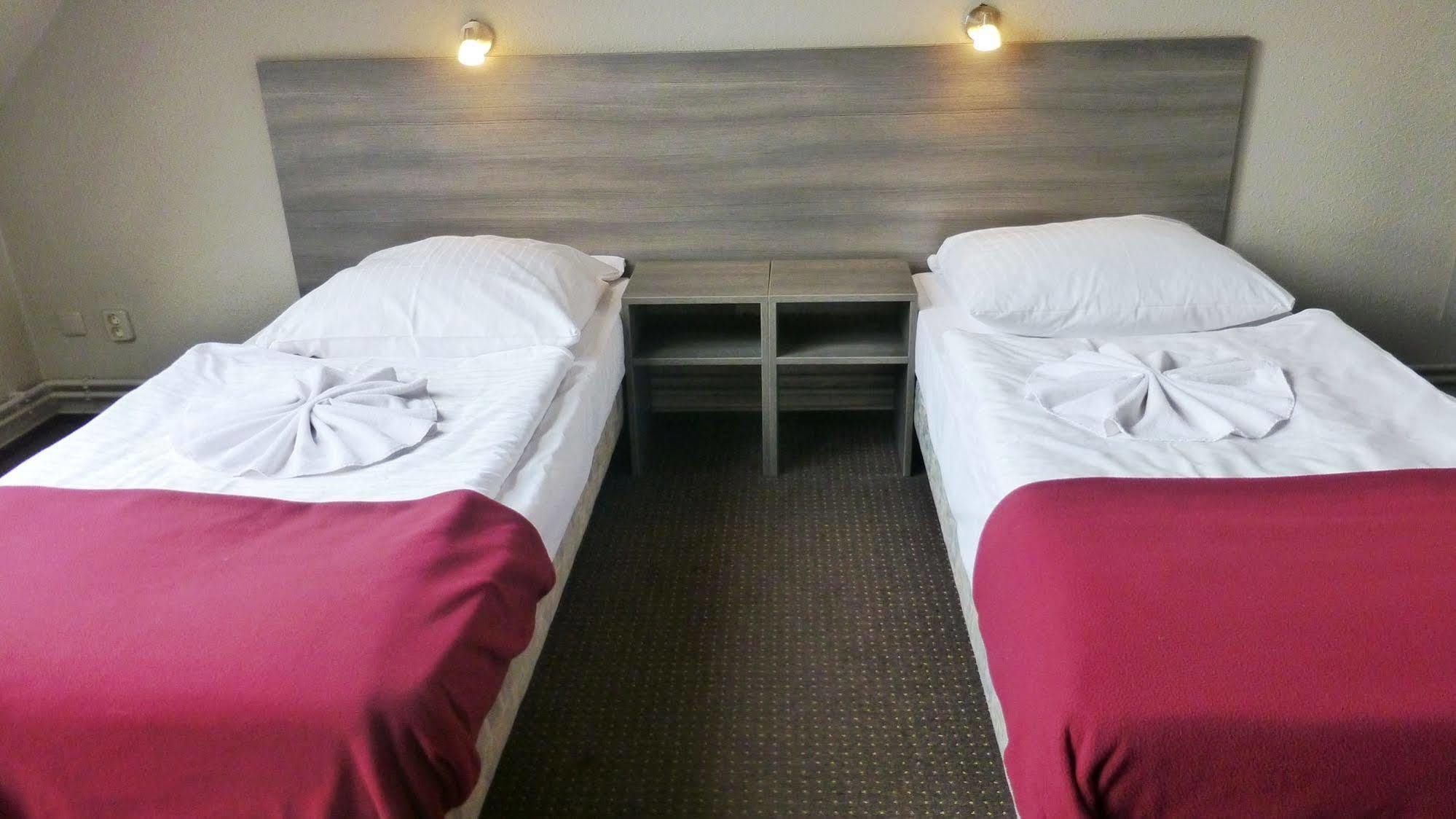 Hotel Rehberge Berlin Mitte Buitenkant foto