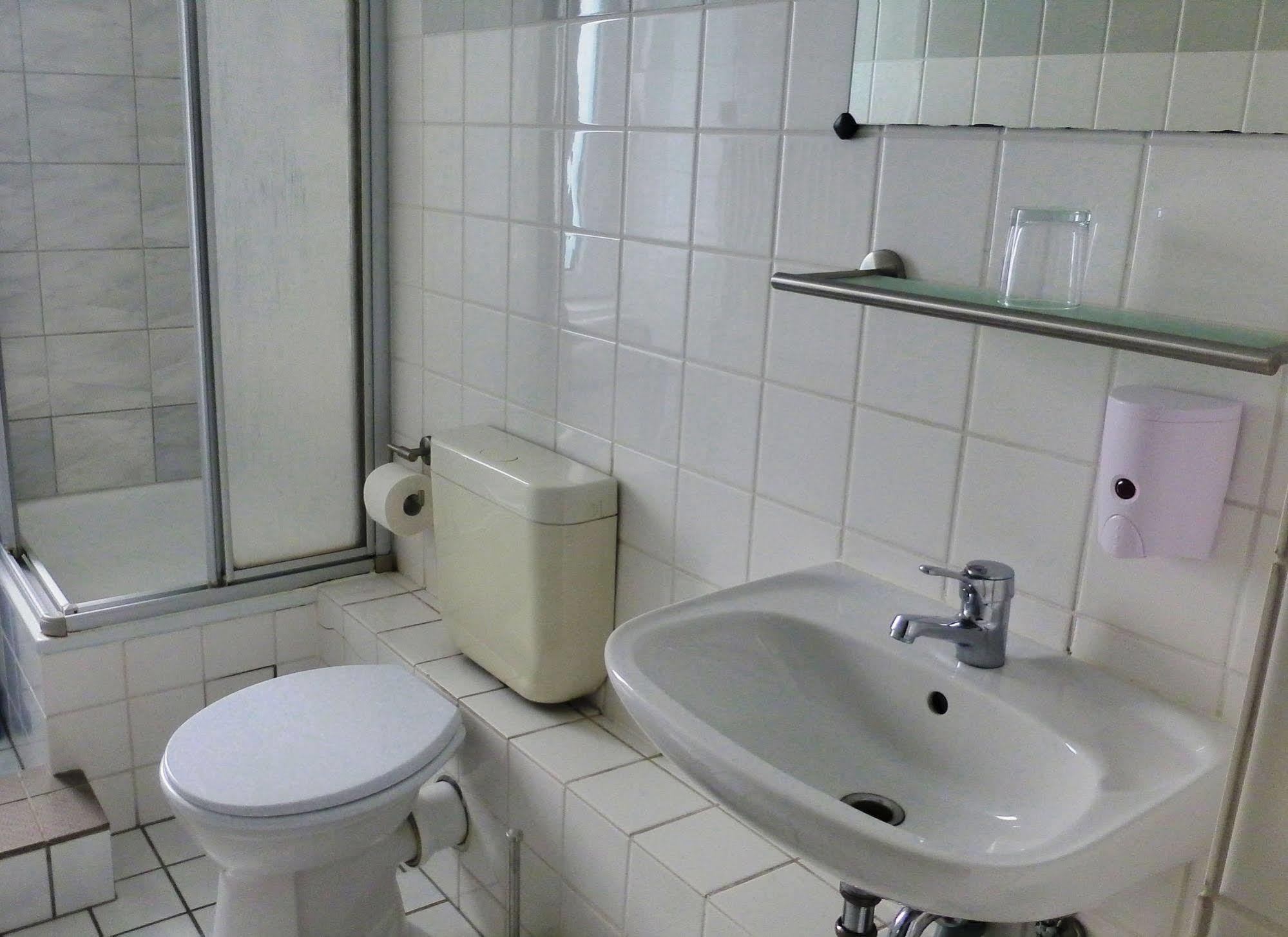 Hotel Rehberge Berlin Mitte Buitenkant foto