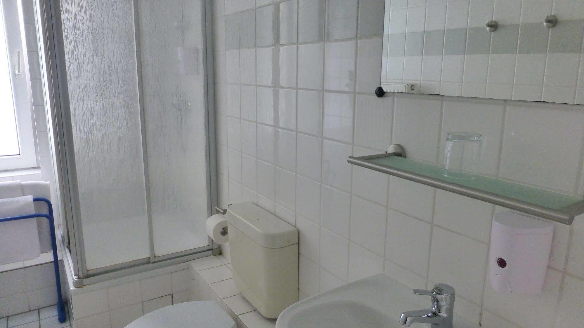 Hotel Rehberge Berlin Mitte Buitenkant foto